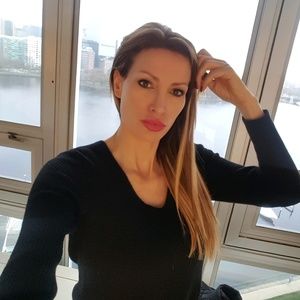 Meet your Posher, Debra